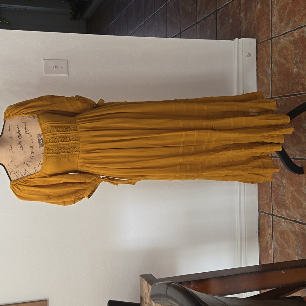 Free People Size 6 Dirty Yellow Linen Dress